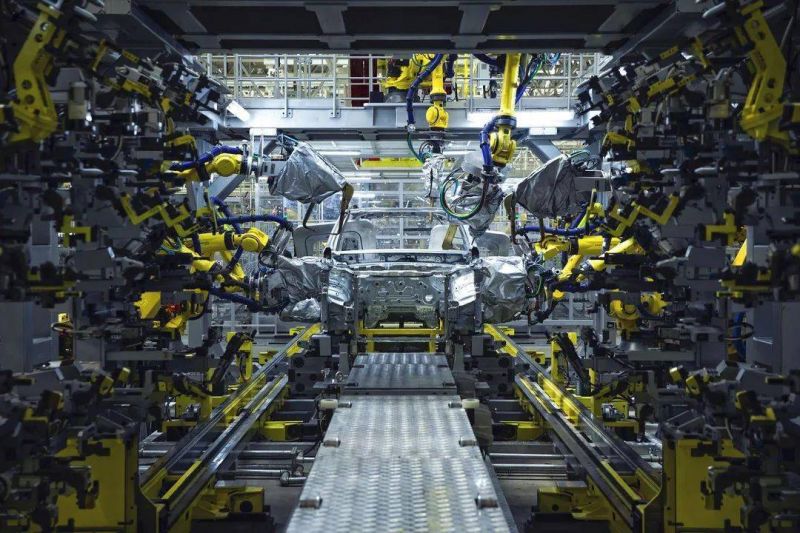 New energy vehicles and core components